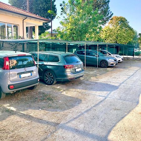 Hotel Caravel B&B Misano Adriatico Luaran gambar