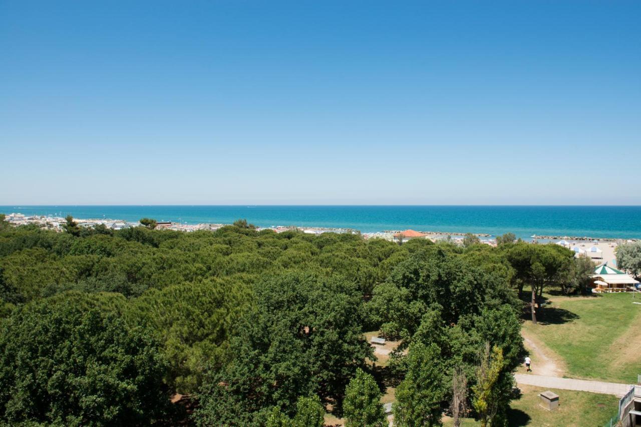 Hotel Caravel B&B Misano Adriatico Luaran gambar