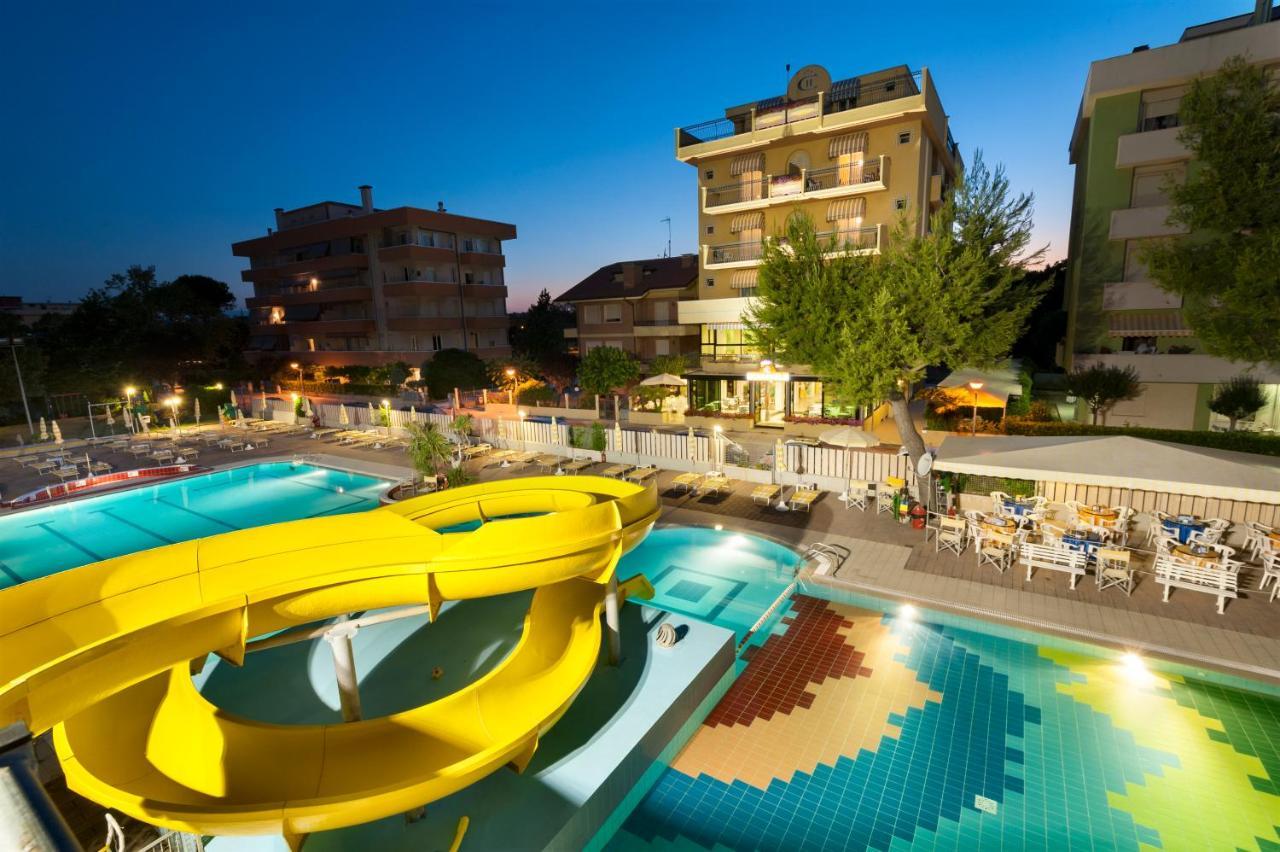 Hotel Caravel B&B Misano Adriatico Luaran gambar
