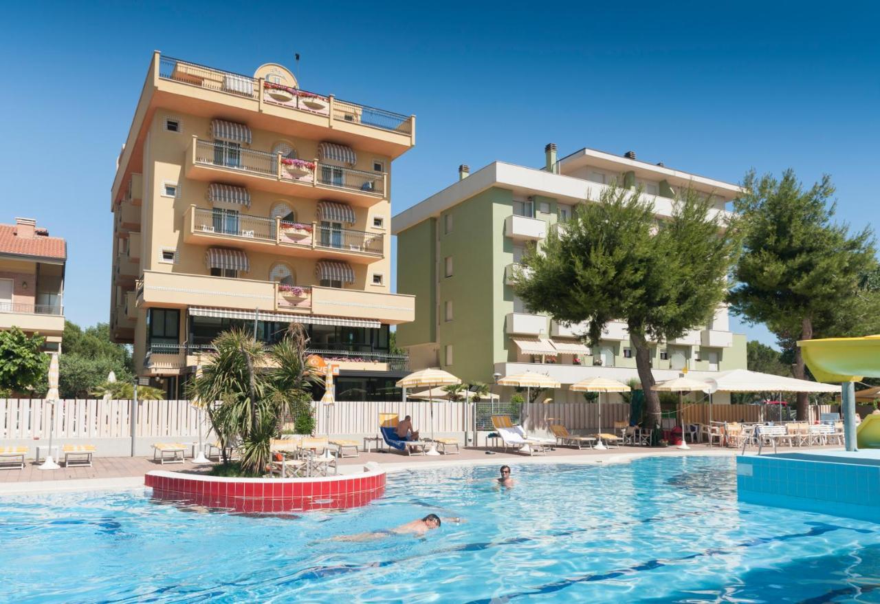 Hotel Caravel B&B Misano Adriatico Luaran gambar