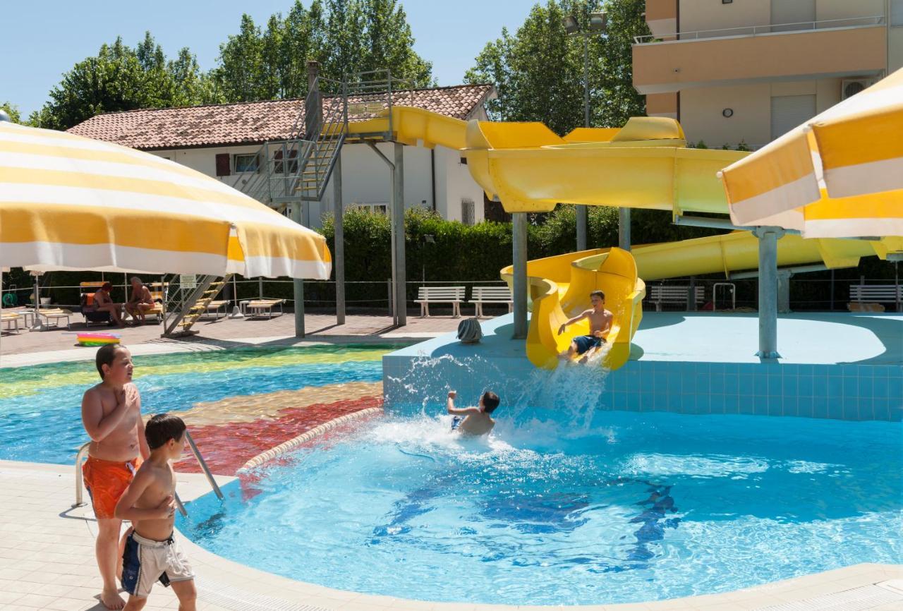 Hotel Caravel B&B Misano Adriatico Luaran gambar