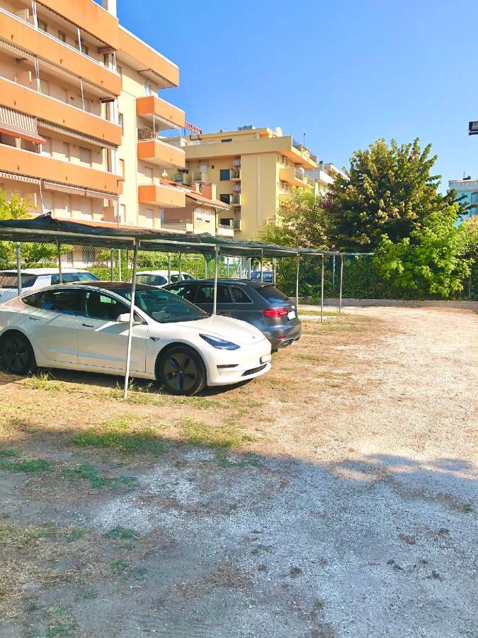 Hotel Caravel B&B Misano Adriatico Luaran gambar