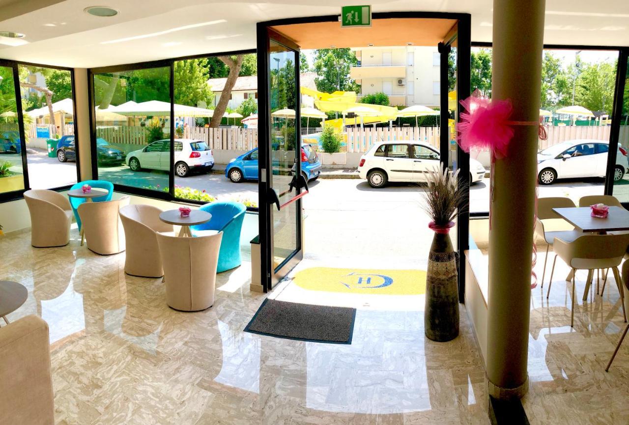 Hotel Caravel B&B Misano Adriatico Luaran gambar